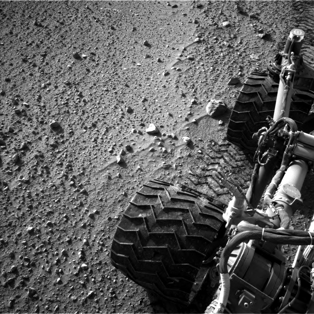 Nasa's Mars rover Curiosity acquired this image using its Left Navigation Camera on Sol 553, at drive 264, site number 28