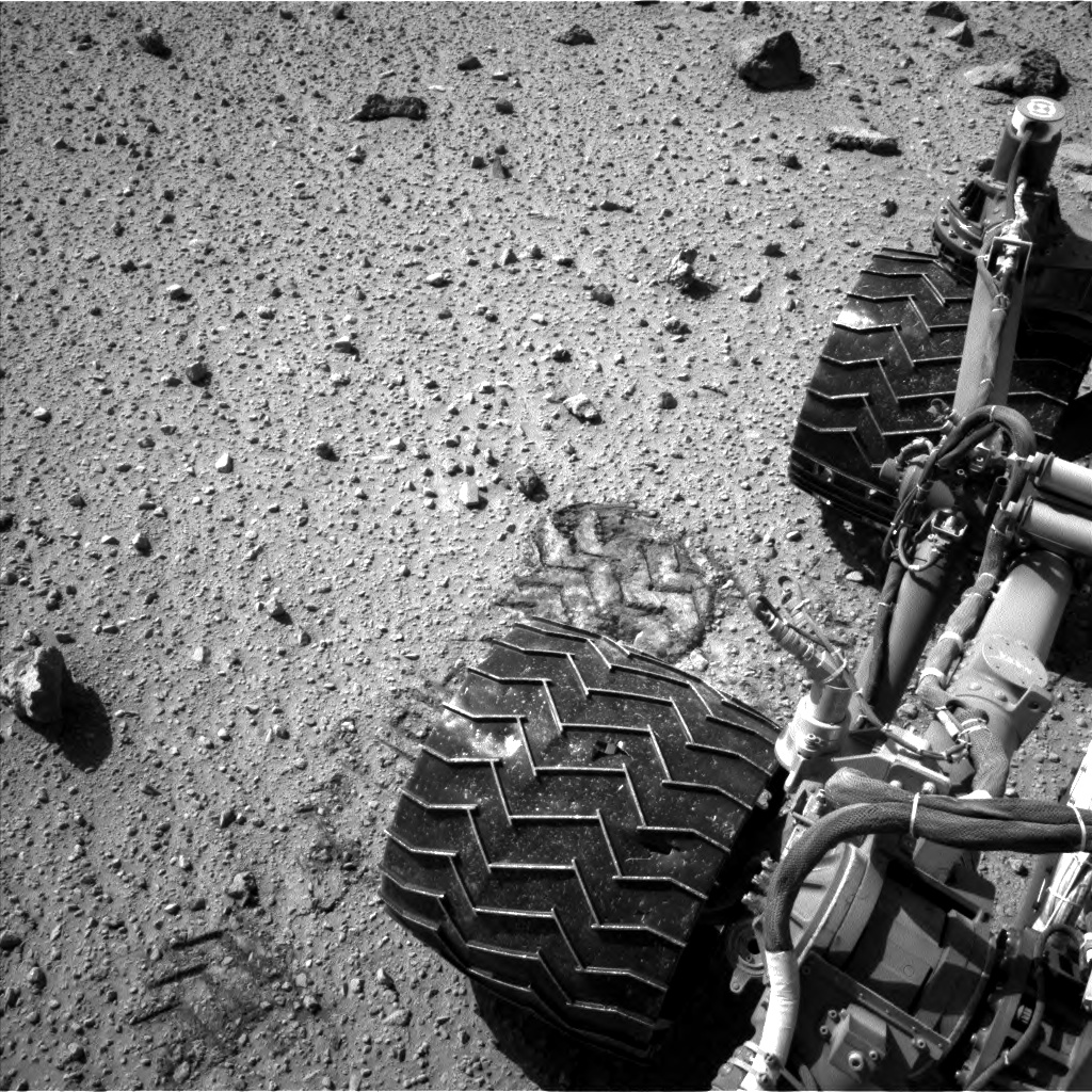 Nasa's Mars rover Curiosity acquired this image using its Left Navigation Camera on Sol 560, at drive 1122, site number 28