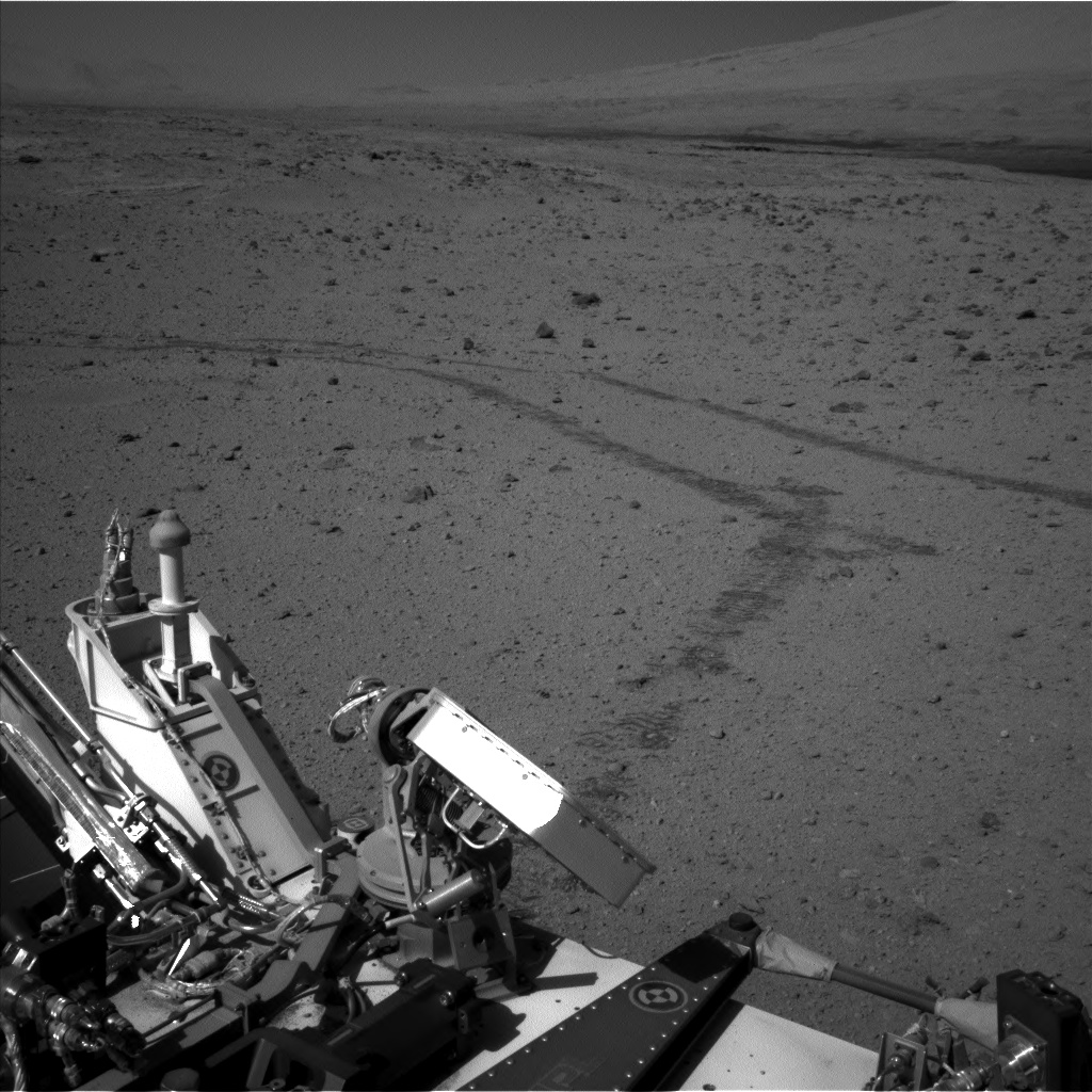 Nasa's Mars rover Curiosity acquired this image using its Left Navigation Camera on Sol 560, at drive 1122, site number 28