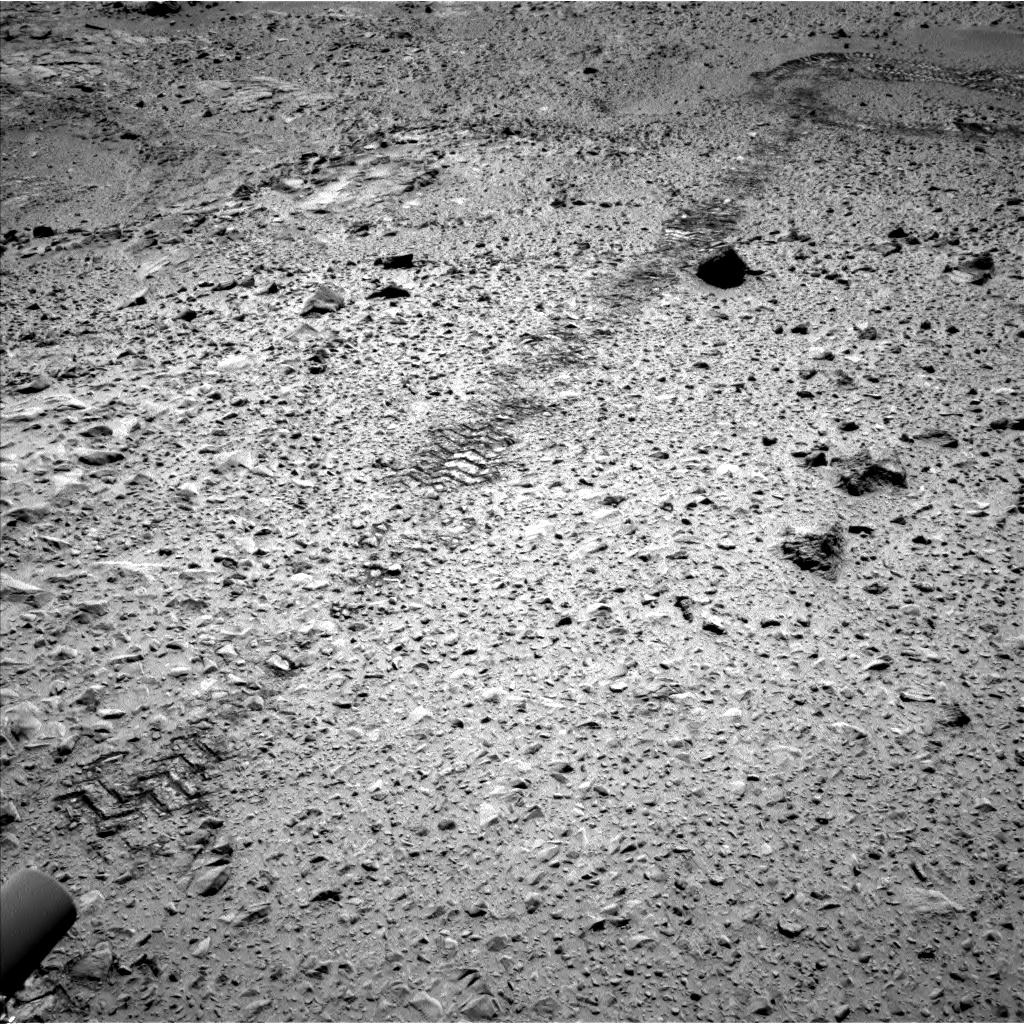 Nasa's Mars rover Curiosity acquired this image using its Left Navigation Camera on Sol 563, at drive 1482, site number 28