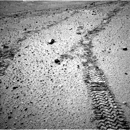 Nasa's Mars rover Curiosity acquired this image using its Left Navigation Camera on Sol 565, at drive 454, site number 29