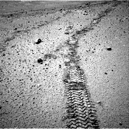 Nasa's Mars rover Curiosity acquired this image using its Right Navigation Camera on Sol 565, at drive 454, site number 29