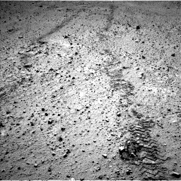 Nasa's Mars rover Curiosity acquired this image using its Left Navigation Camera on Sol 572, at drive 138, site number 30