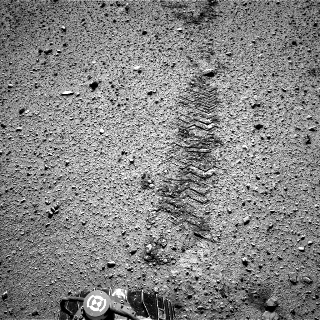 Nasa's Mars rover Curiosity acquired this image using its Left Navigation Camera on Sol 572, at drive 484, site number 30
