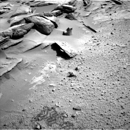 Nasa's Mars rover Curiosity acquired this image using its Left Navigation Camera on Sol 586, at drive 810, site number 30
