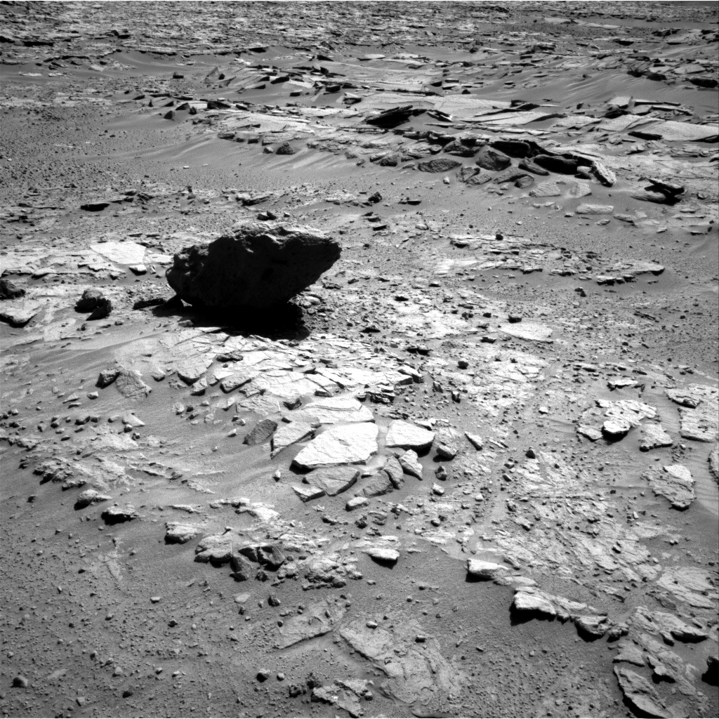 Nasa's Mars rover Curiosity acquired this image using its Right Navigation Camera on Sol 595, at drive 456, site number 31