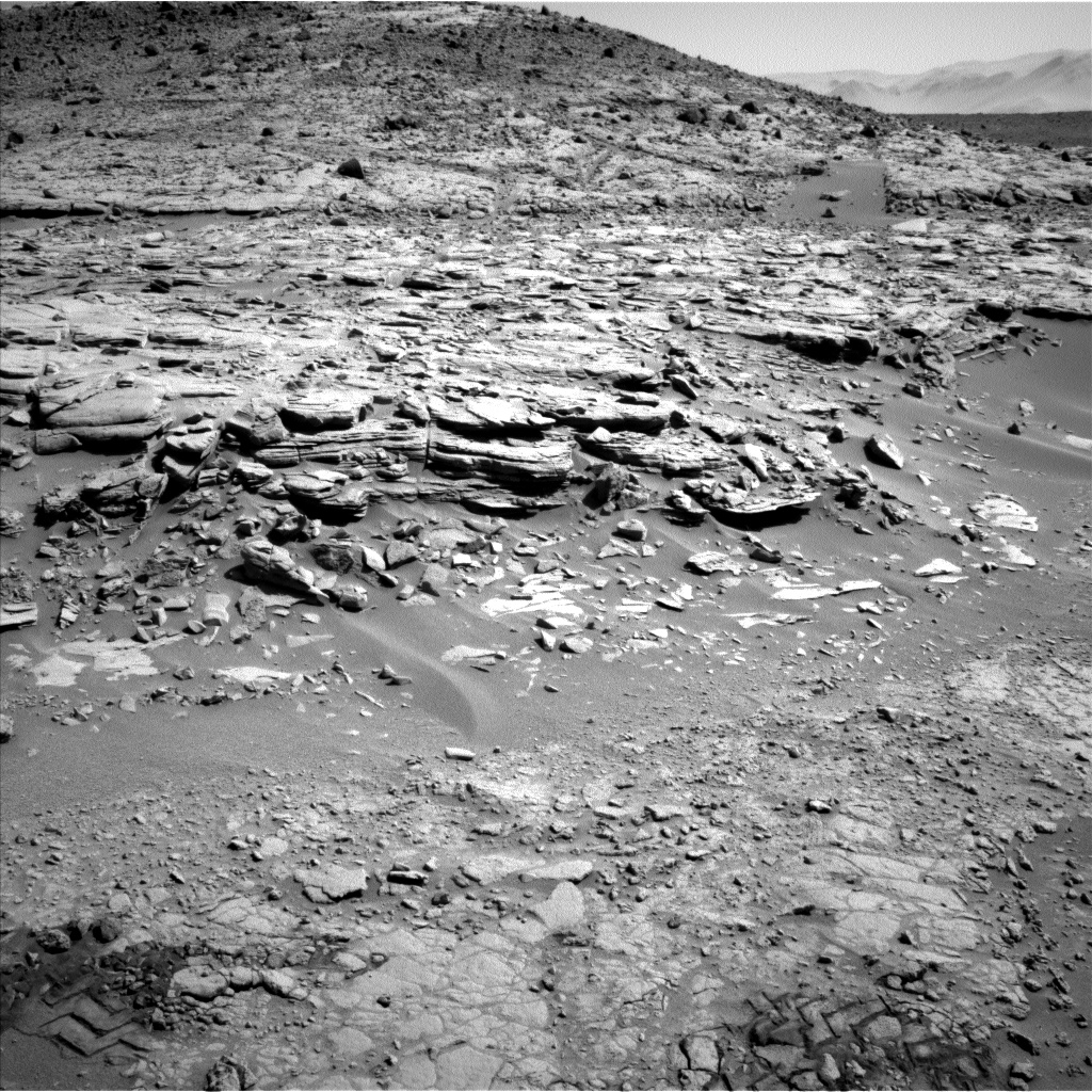 Nasa's Mars rover Curiosity acquired this image using its Left Navigation Camera on Sol 597, at drive 718, site number 31