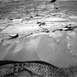 Nasa's Mars rover Curiosity acquired this image using its Left Navigation Camera on Sol 603, at drive 958, site number 31
