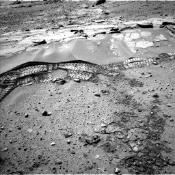 Nasa's Mars rover Curiosity acquired this image using its Left Navigation Camera on Sol 603, at drive 976, site number 31