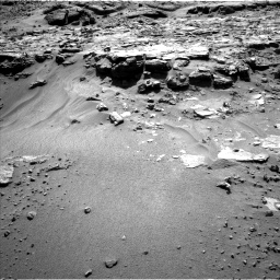 Nasa's Mars rover Curiosity acquired this image using its Left Navigation Camera on Sol 606, at drive 1118, site number 31