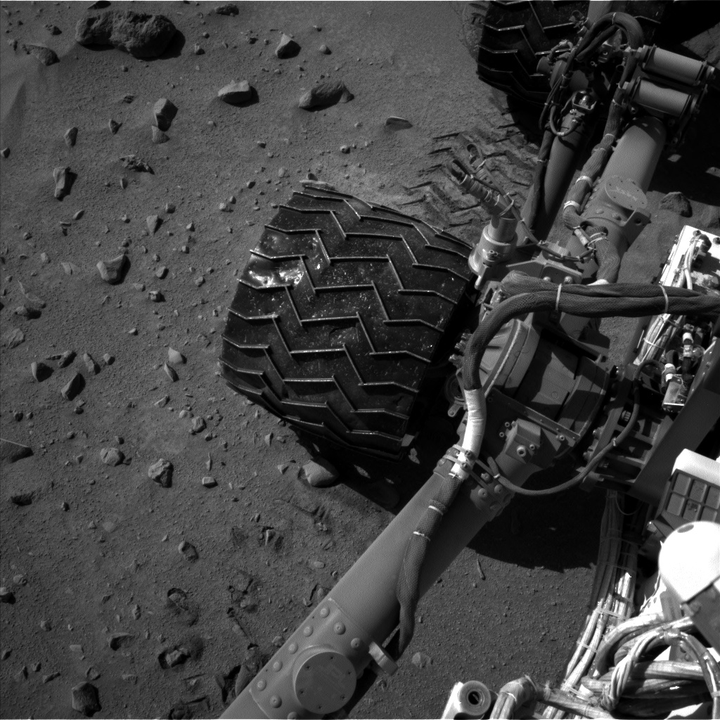 Nasa's Mars rover Curiosity acquired this image using its Left Navigation Camera on Sol 606, at drive 1142, site number 31