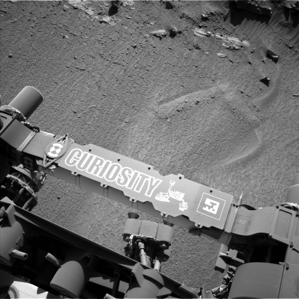 Nasa's Mars rover Curiosity acquired this image using its Left Navigation Camera on Sol 606, at drive 1256, site number 31