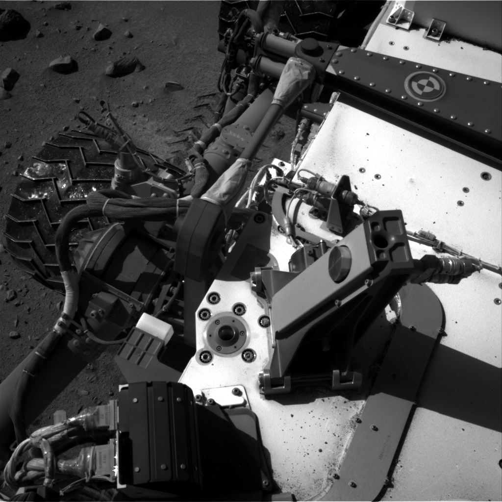 Nasa's Mars rover Curiosity acquired this image using its Right Navigation Camera on Sol 606, at drive 1142, site number 31