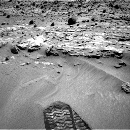 Nasa's Mars rover Curiosity acquired this image using its Right Navigation Camera on Sol 609, at drive 1286, site number 31