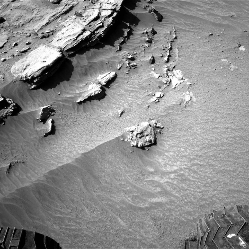 Nasa's Mars rover Curiosity acquired this image using its Right Navigation Camera on Sol 609, at drive 1330, site number 31