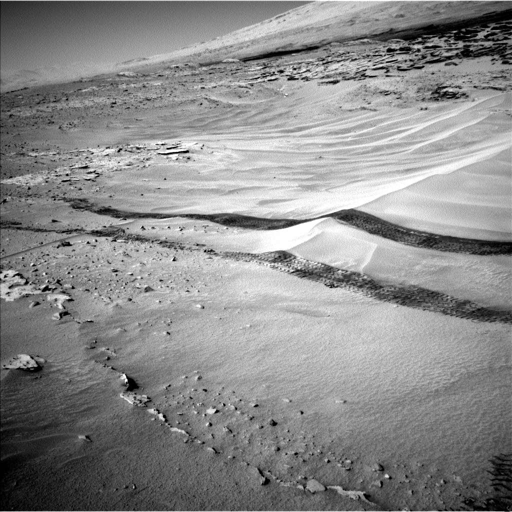 Nasa's Mars rover Curiosity acquired this image using its Left Navigation Camera on Sol 610, at drive 1330, site number 31