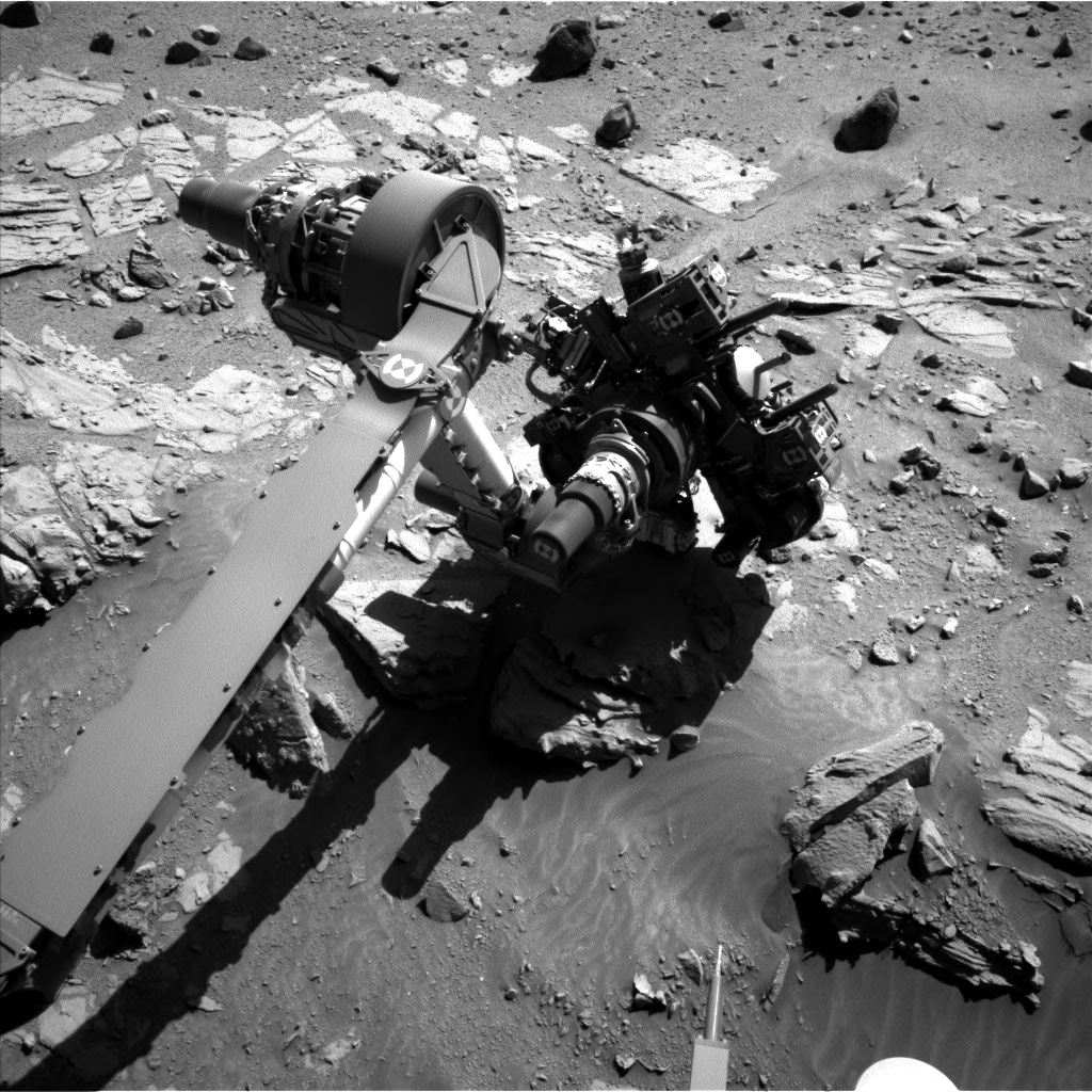 Nasa's Mars rover Curiosity acquired this image using its Left Navigation Camera on Sol 612, at drive 1330, site number 31