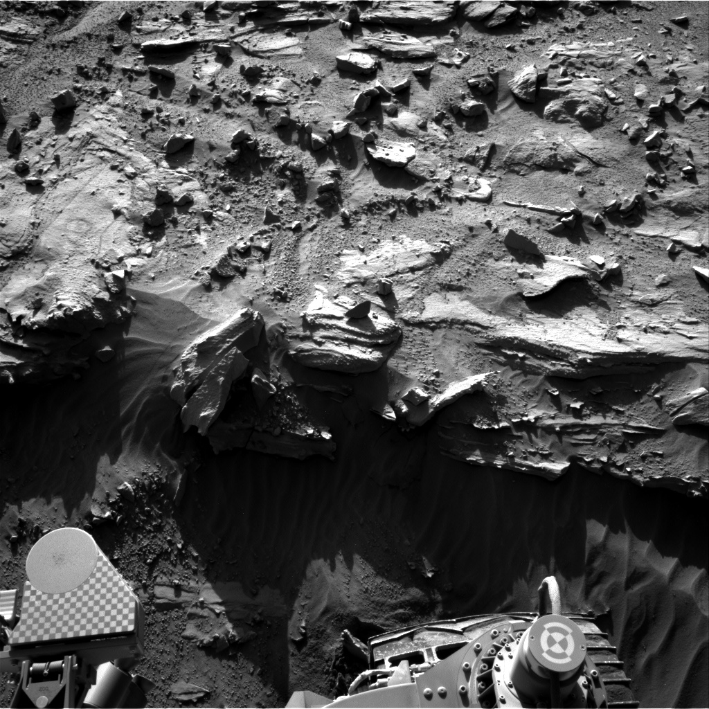 Nasa's Mars rover Curiosity acquired this image using its Right Navigation Camera on Sol 613, at drive 1330, site number 31