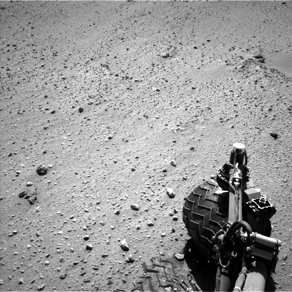 Nasa's Mars rover Curiosity acquired this image using its Left Navigation Camera on Sol 635, at drive 766, site number 32