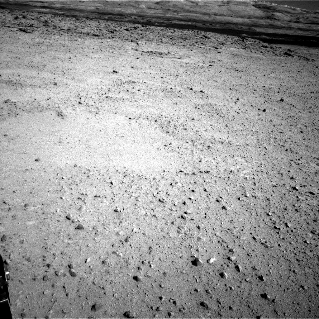 Nasa's Mars rover Curiosity acquired this image using its Left Navigation Camera on Sol 635, at drive 794, site number 32