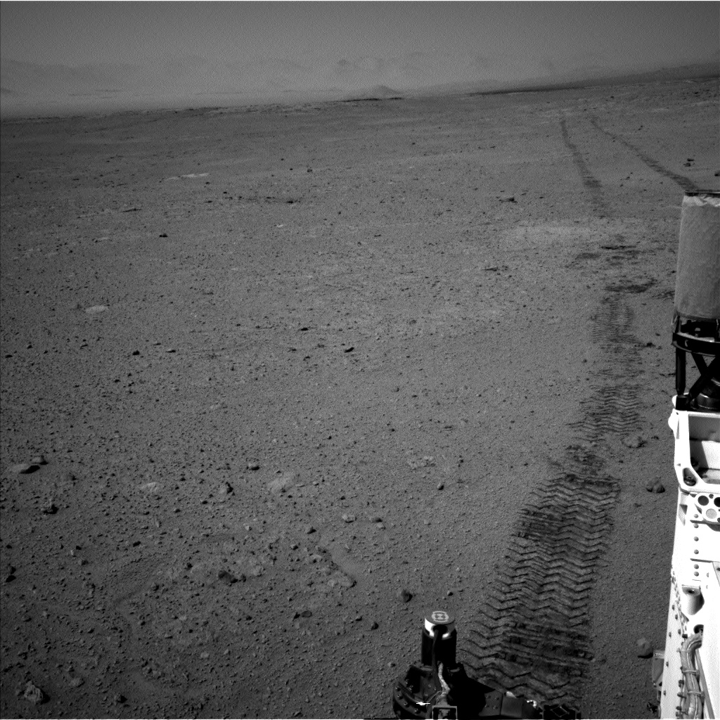 Nasa's Mars rover Curiosity acquired this image using its Left Navigation Camera on Sol 655, at drive 774, site number 34