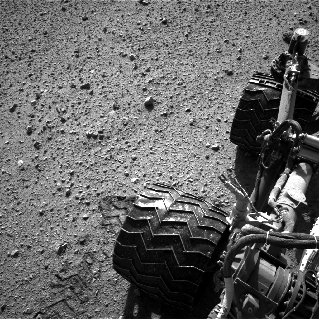 Nasa's Mars rover Curiosity acquired this image using its Left Navigation Camera on Sol 658, at drive 238, site number 35