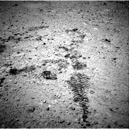 Nasa's Mars rover Curiosity acquired this image using its Right Navigation Camera on Sol 661, at drive 304, site number 35