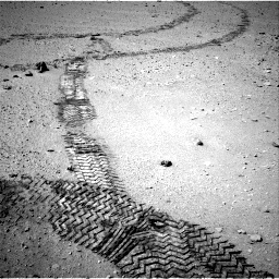 Nasa's Mars rover Curiosity acquired this image using its Right Navigation Camera on Sol 663, at drive 72, site number 36