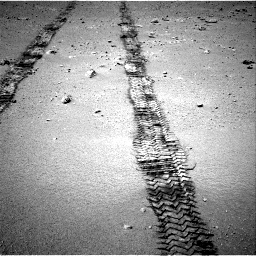 Nasa's Mars rover Curiosity acquired this image using its Right Navigation Camera on Sol 664, at drive 262, site number 36