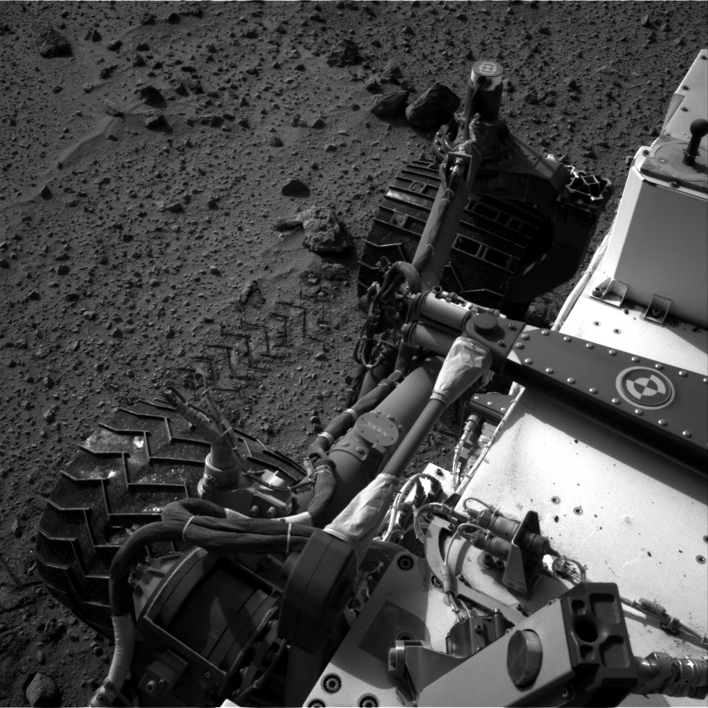 Nasa's Mars rover Curiosity acquired this image using its Right Navigation Camera on Sol 669, at drive 292, site number 37