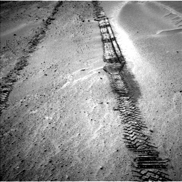 Nasa's Mars rover Curiosity acquired this image using its Left Navigation Camera on Sol 672, at drive 1620, site number 37