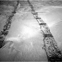 Nasa's Mars rover Curiosity acquired this image using its Left Navigation Camera on Sol 672, at drive 1680, site number 37