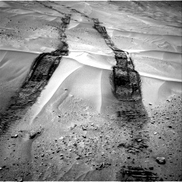 Nasa's Mars rover Curiosity acquired this image using its Right Navigation Camera on Sol 672, at drive 1764, site number 37