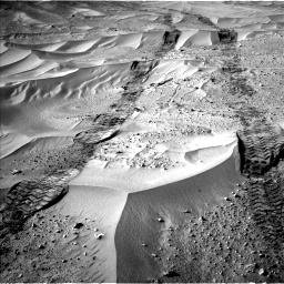 Nasa's Mars rover Curiosity acquired this image using its Left Navigation Camera on Sol 674, at drive 42, site number 38