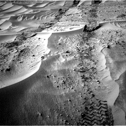 Nasa's Mars rover Curiosity acquired this image using its Right Navigation Camera on Sol 674, at drive 18, site number 38