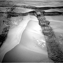 Nasa's Mars rover Curiosity acquired this image using its Left Navigation Camera on Sol 676, at drive 118, site number 38