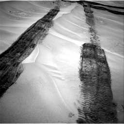 Nasa's Mars rover Curiosity acquired this image using its Right Navigation Camera on Sol 676, at drive 184, site number 38