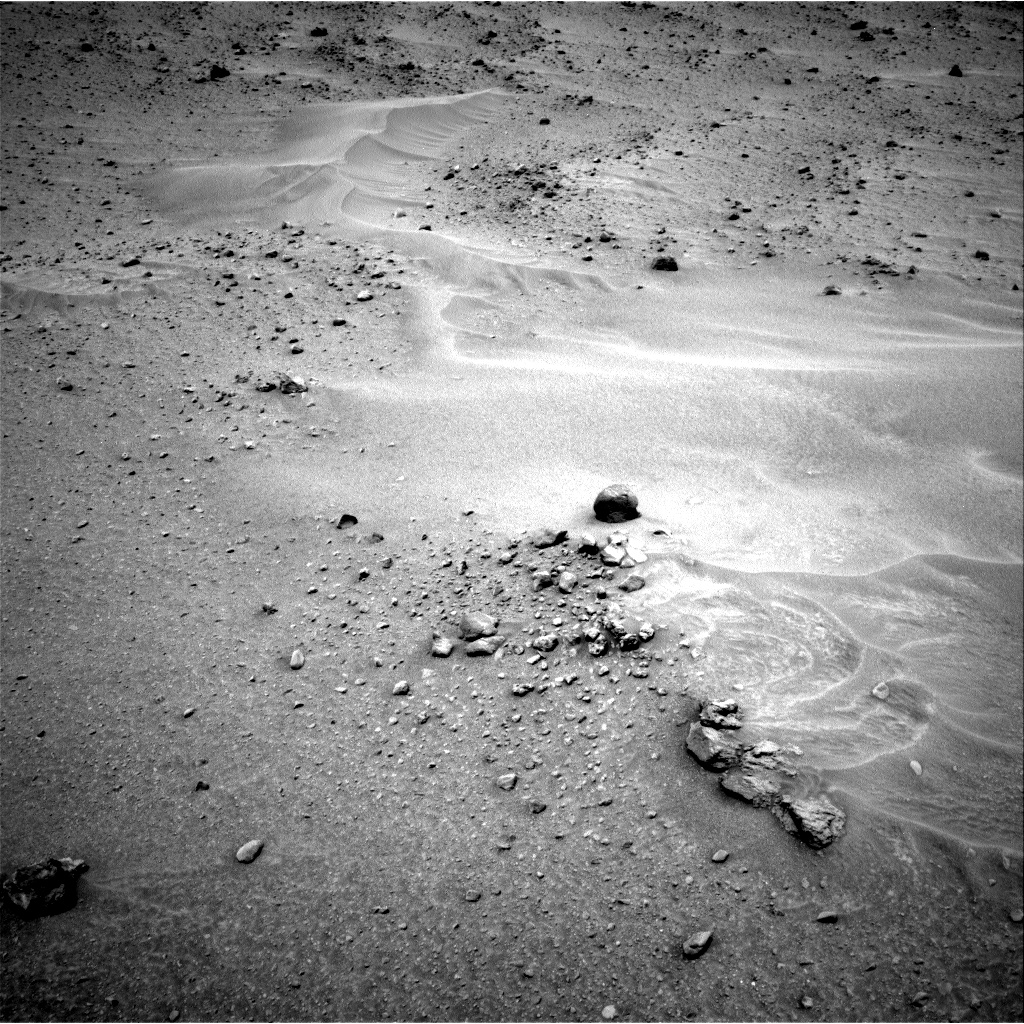 Nasa's Mars rover Curiosity acquired this image using its Right Navigation Camera on Sol 683, at drive 948, site number 38