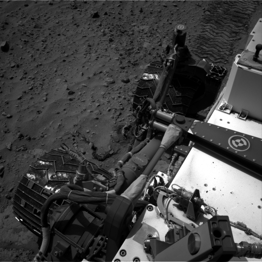 Nasa's Mars rover Curiosity acquired this image using its Right Navigation Camera on Sol 689, at drive 516, site number 39