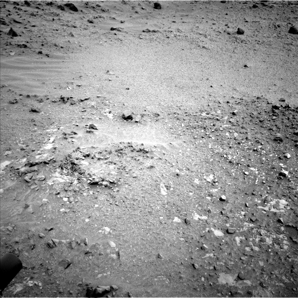 Nasa's Mars rover Curiosity acquired this image using its Left Navigation Camera on Sol 690, at drive 690, site number 39
