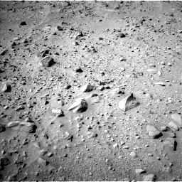 Nasa's Mars rover Curiosity acquired this image using its Left Navigation Camera on Sol 692, at drive 1020, site number 39
