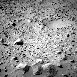 Nasa's Mars rover Curiosity acquired this image using its Right Navigation Camera on Sol 692, at drive 1086, site number 39