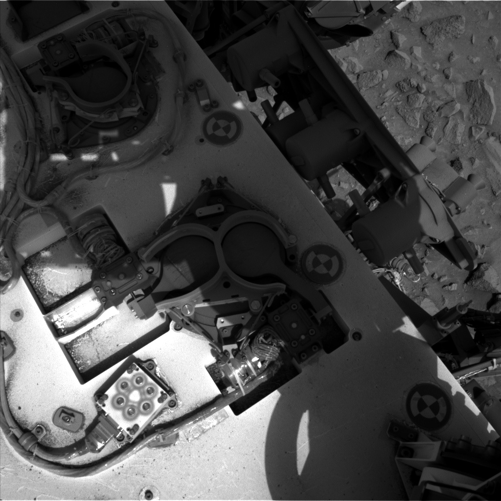 Nasa's Mars rover Curiosity acquired this image using its Left Navigation Camera on Sol 694, at drive 1176, site number 39