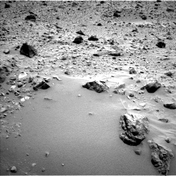 Nasa's Mars rover Curiosity acquired this image using its Left Navigation Camera on Sol 696, at drive 1444, site number 39