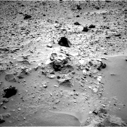 Nasa's Mars rover Curiosity acquired this image using its Left Navigation Camera on Sol 696, at drive 1468, site number 39
