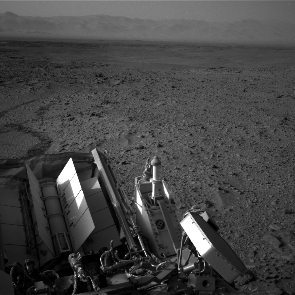 Nasa's Mars rover Curiosity acquired this image using its Right Navigation Camera on Sol 696, at drive 1552, site number 39