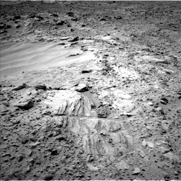 Nasa's Mars rover Curiosity acquired this image using its Left Navigation Camera on Sol 703, at drive 1684, site number 39