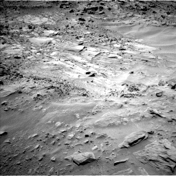 Nasa's Mars rover Curiosity acquired this image using its Left Navigation Camera on Sol 703, at drive 1732, site number 39