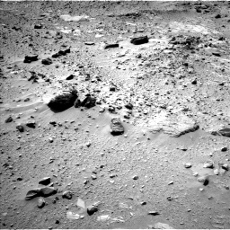 Nasa's Mars rover Curiosity acquired this image using its Left Navigation Camera on Sol 703, at drive 1774, site number 39