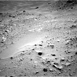 Nasa's Mars rover Curiosity acquired this image using its Left Navigation Camera on Sol 705, at drive 1924, site number 39